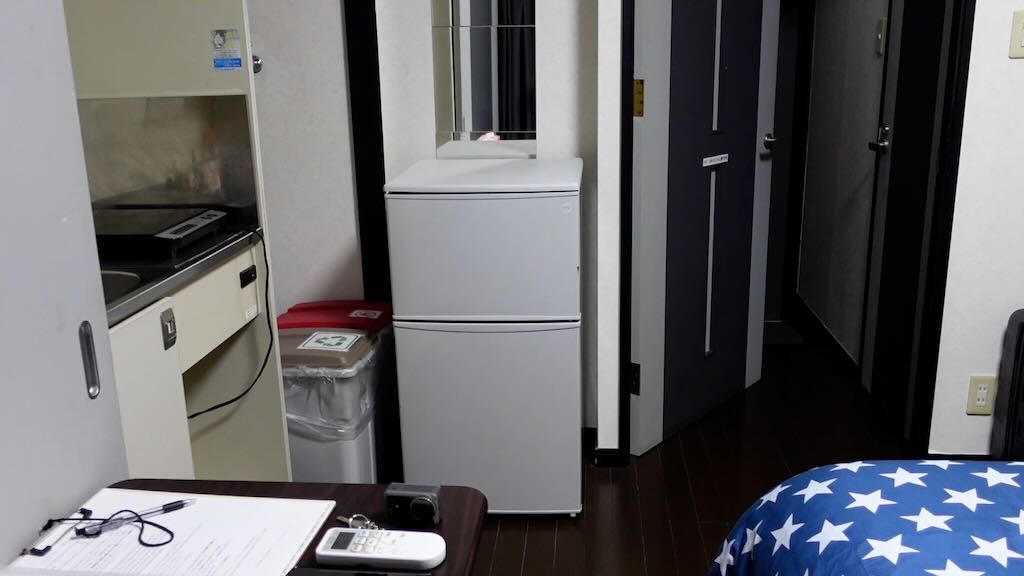 【福岡でキッチンと洗濯機がついたホテル】初めてエアビーを使ってみた。見た目はアパートにしか見えないホテル。福岡の長期滞在にもおすすめ。